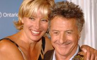 Dustin Hoffman og st�rri kona